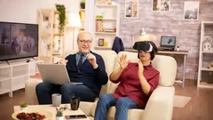 Datorspel och hjärnans utveckling – forskare förklarar varför det är bra att spela efter 50